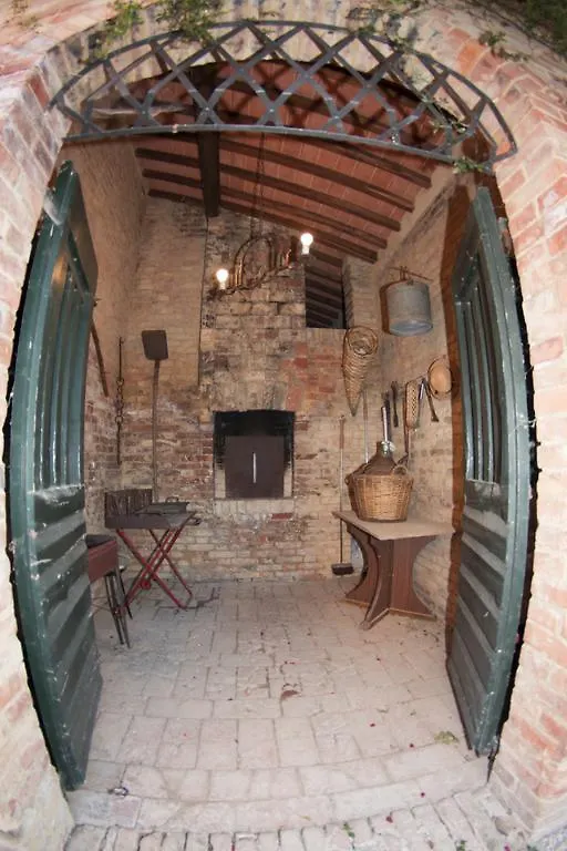 Casa di campagna Agriturismo Sant'Alfredo Monteroni dʼArbia Italia