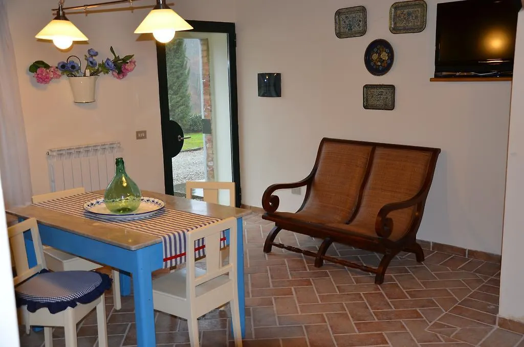 Casa di campagna Agriturismo Sant'Alfredo Monteroni dʼArbia